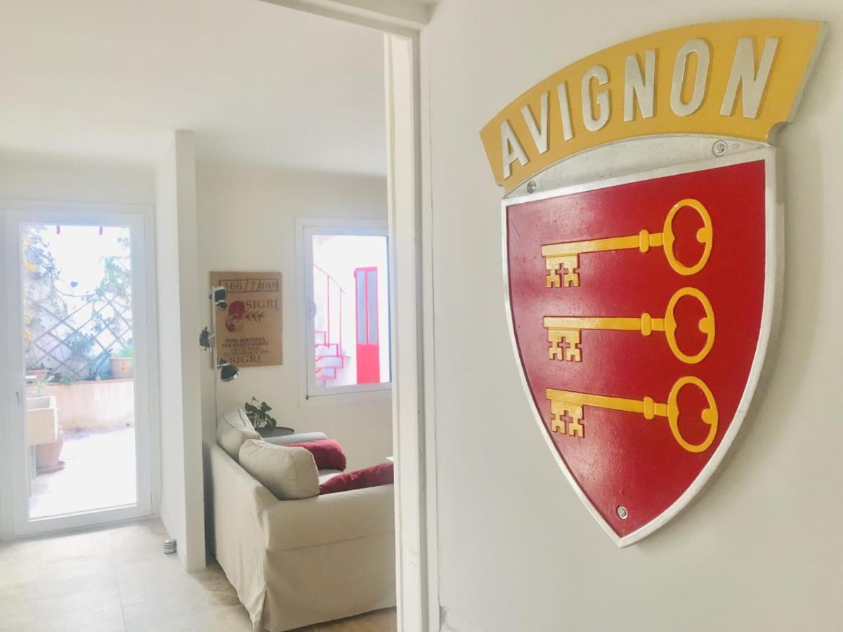 Gite AVIGNON BOUGAINVILLIER Extérieur photo