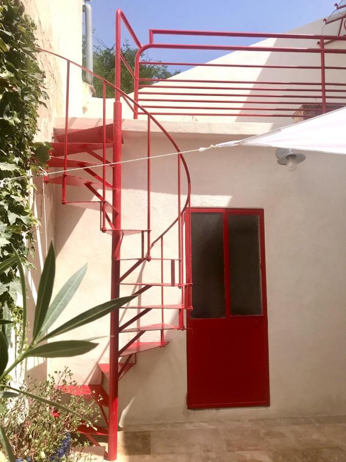 Gite AVIGNON BOUGAINVILLIER Extérieur photo